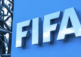 fifa menjatuhkan dua sanksi