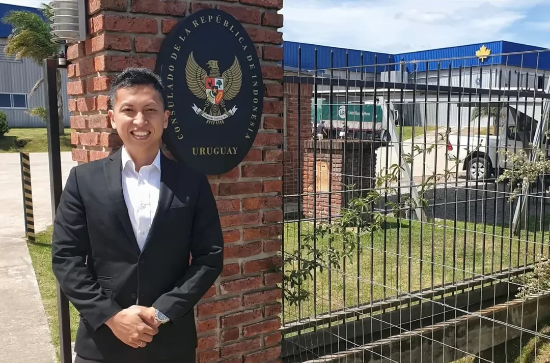 diplomat kemlu