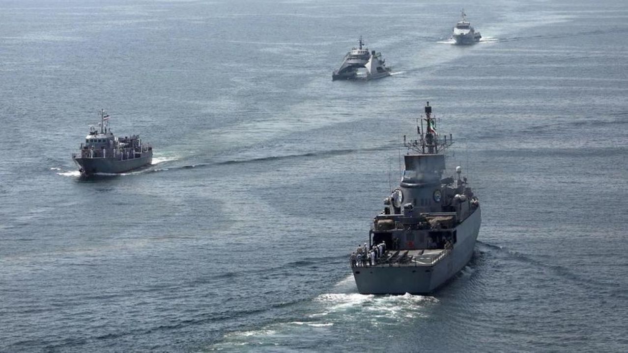kapal perang china-rusia